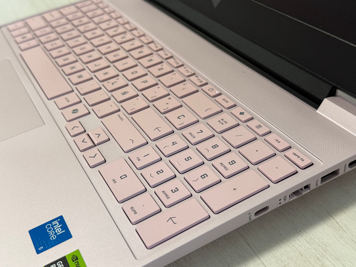 PORTATIL HP GAMING ROSA 5 210H 16GB 5050GEFORCE