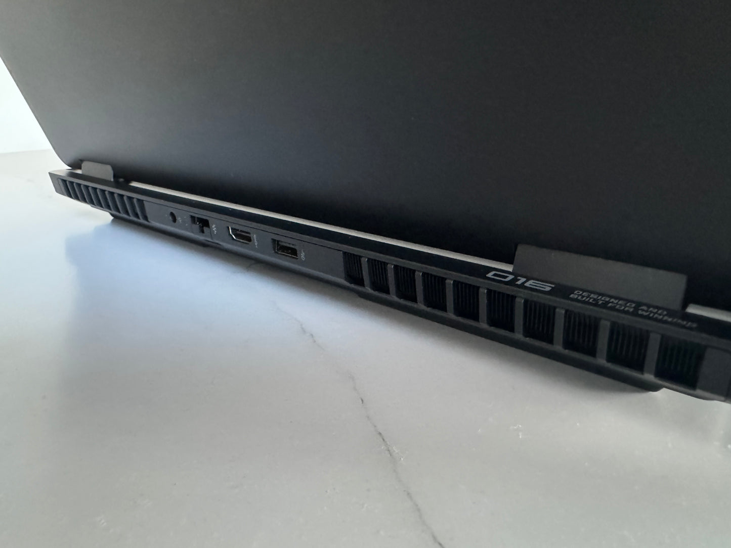 PORTÁTIL GAMING HP OMEN 16 R9 32GB 1TB RTX5060t