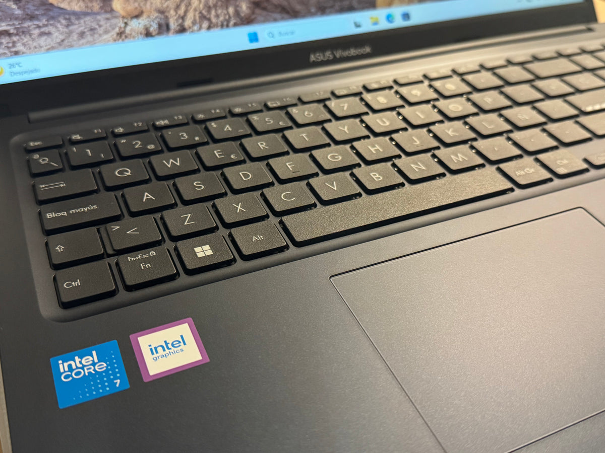 PORTATIL ASUS I7 150U 16GB 512GB