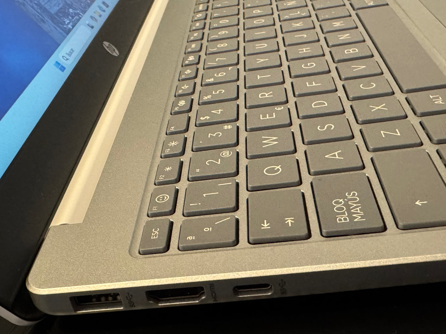 PORTATIL HP RYZEN5 7520U 16GB 512GB W11 + OFFICE24